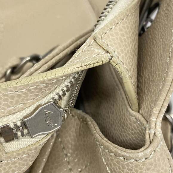 Chanel Shoulder Bag, Chain Caviar Leather, Beige, Women's, P1985969 - Picture 7 of 16